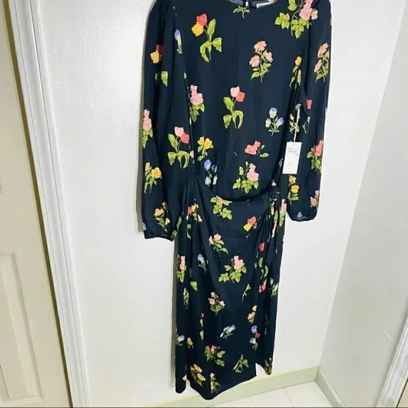 NWT Reformation Reza Floral Dress Night Bloom - Picture 3 of 8